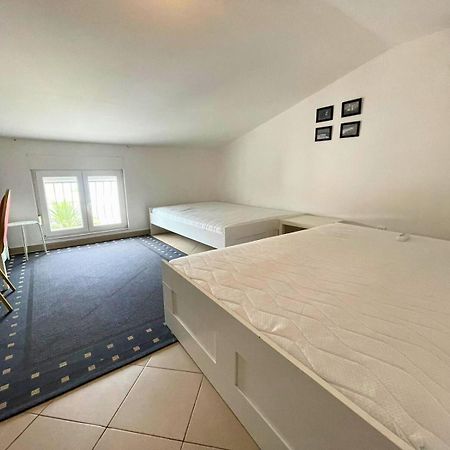 Apartmani Tominac 茨里克韦尼察 外观 照片